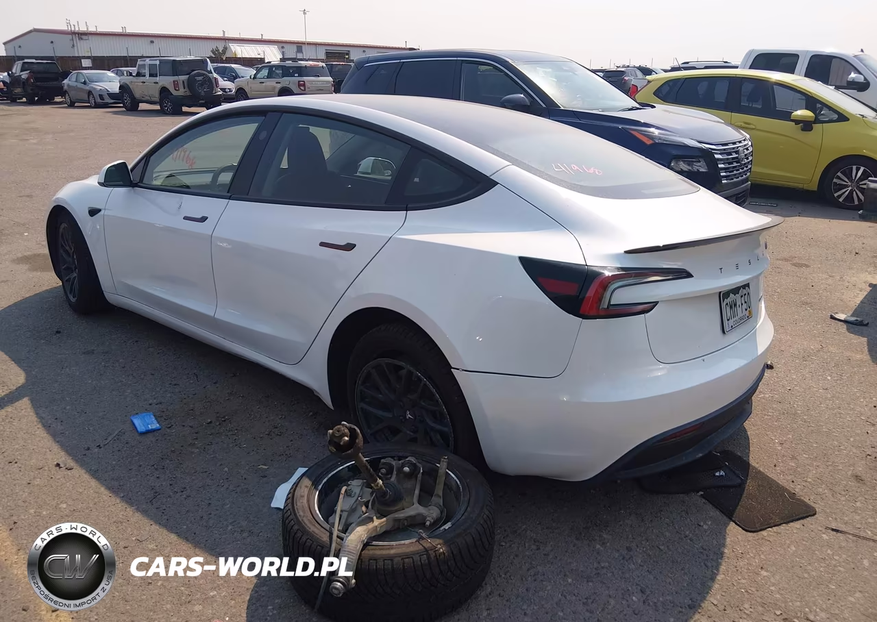 2024 Tesla Model 3 Long Range Dual Motor All-Wheel Drive VIN:5YJ3E1EB5RF734291 - 3