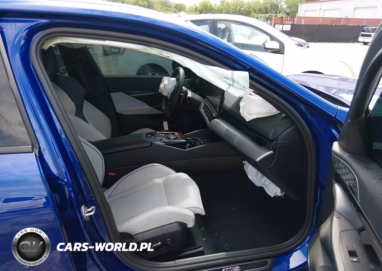 2025 BMW M5 VIN:WBS83FK06SCT09928 - 5