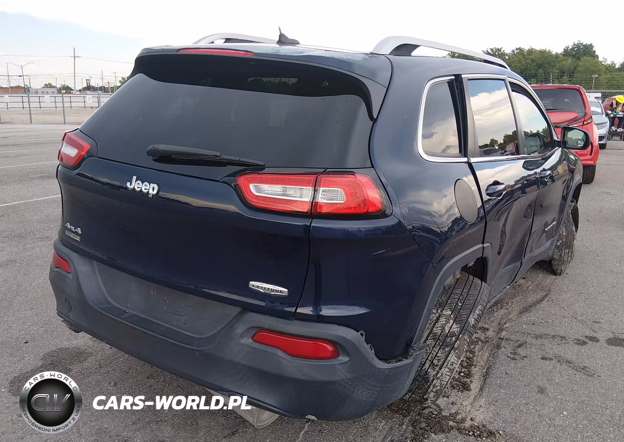 2014 Jeep Cherokee Latitude VIN:1C4PJMCB9EW181619 - 4