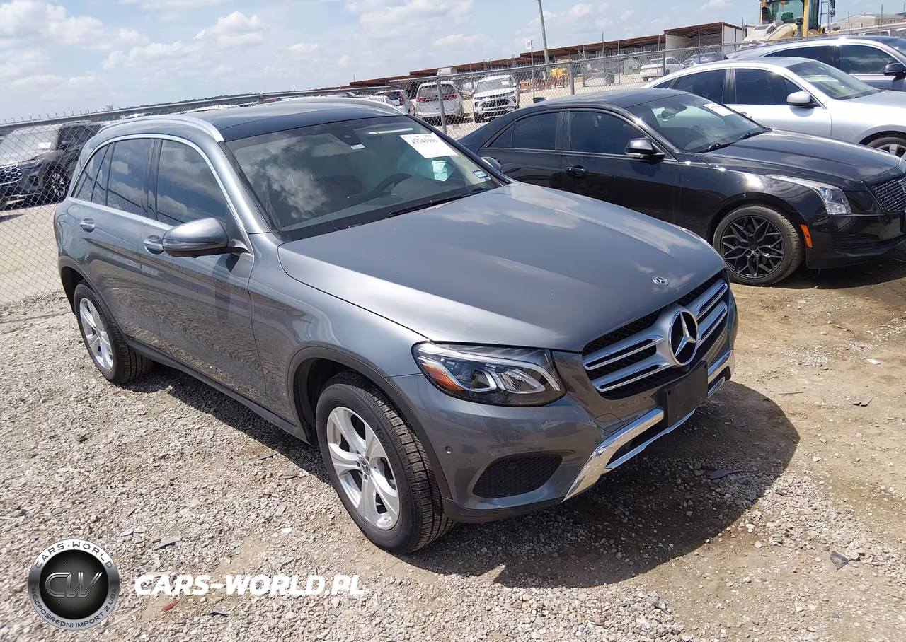2018 Mercedes-Benz Glc 300 – zdjęcie 1 z 16