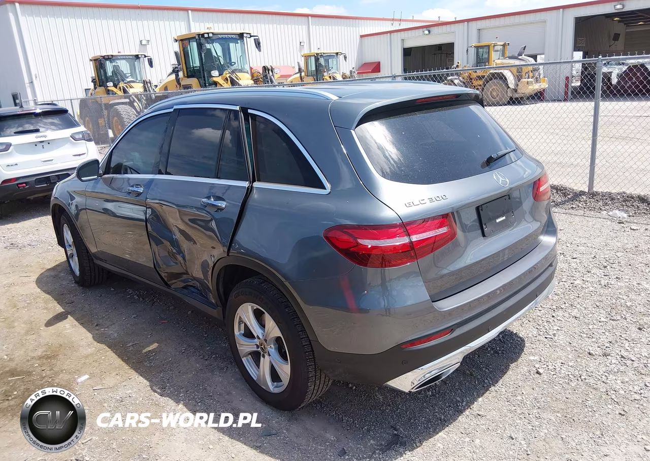 2018 Mercedes-Benz Glc 300 VIN:WDC0G4JB1JV036829 - 3