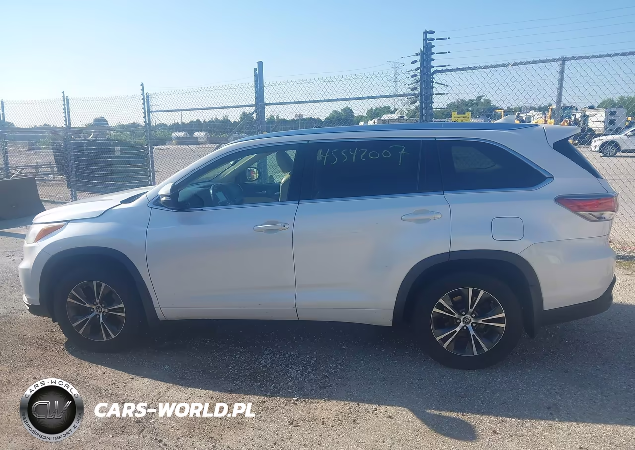 2016 Toyota Highlander Xle V6 VIN:5TDJKRFH4GS232088 - 14