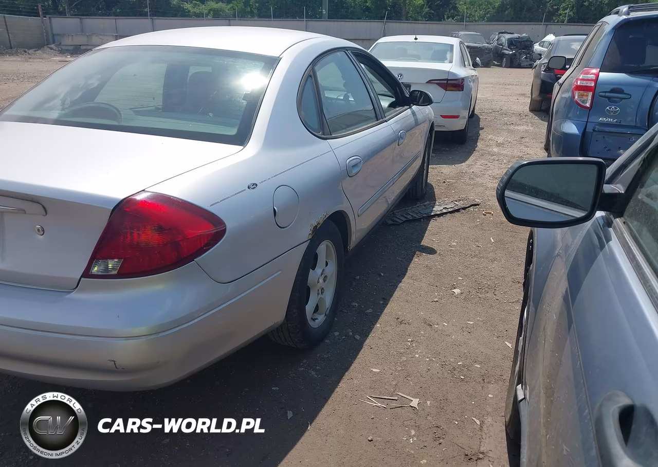 2000 Ford Taurus Ses VIN:1FAFP55UXYG272322 - 4