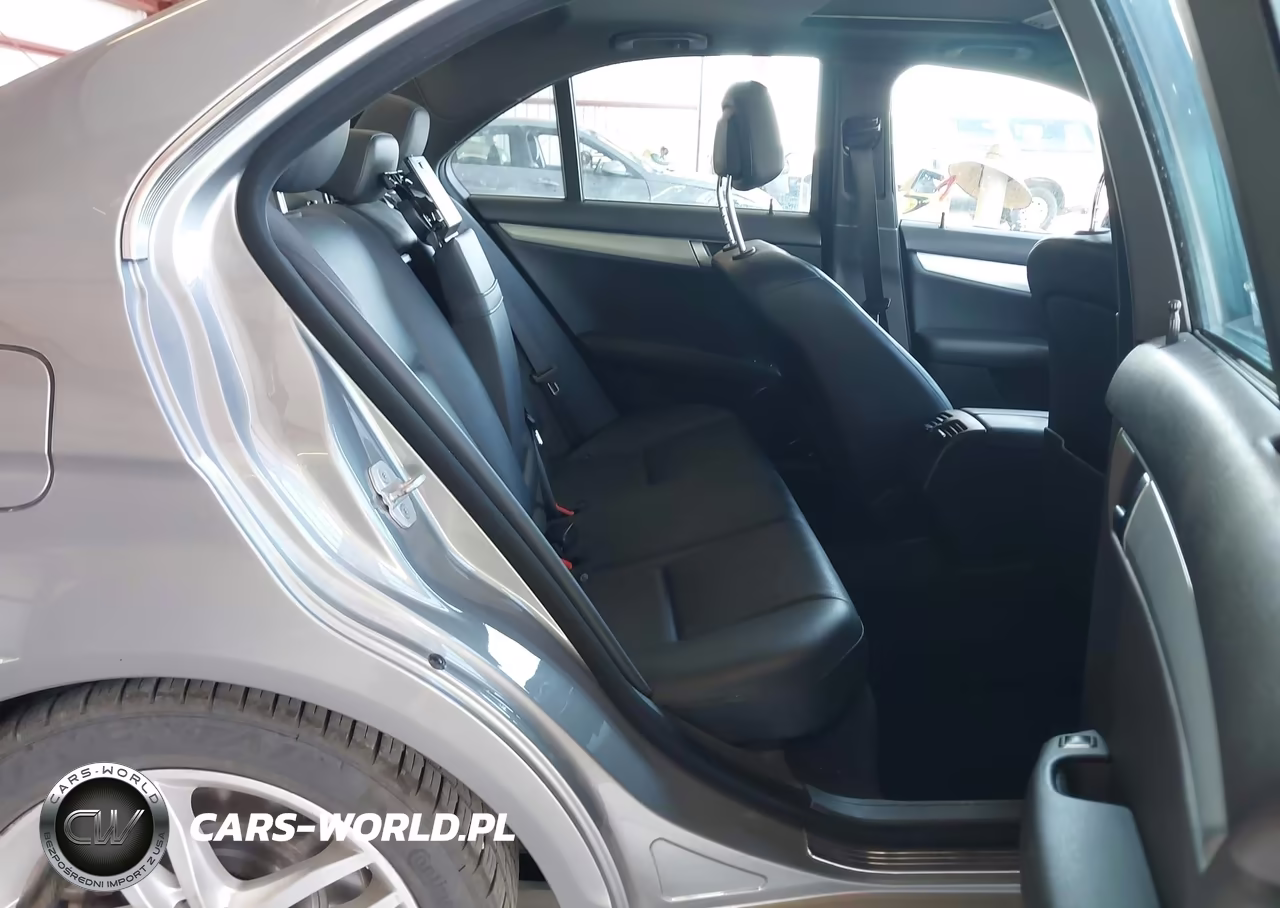 2013 Mercedes-Benz C 250 Sport VIN:WDDGF4HB2DA851877 - 8