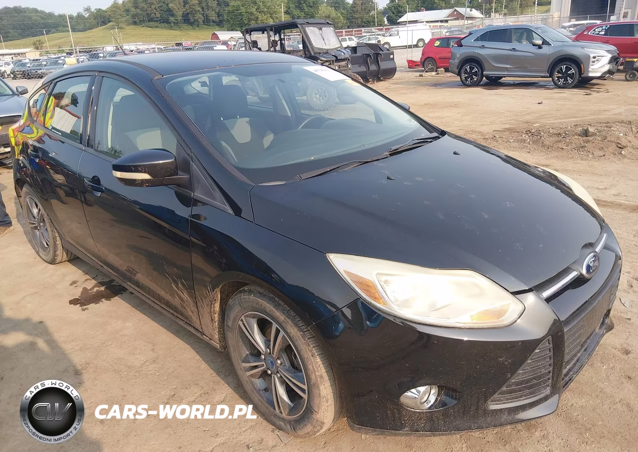 2014 Ford Focus Se VIN:1FADP3K25EL245384 - 1