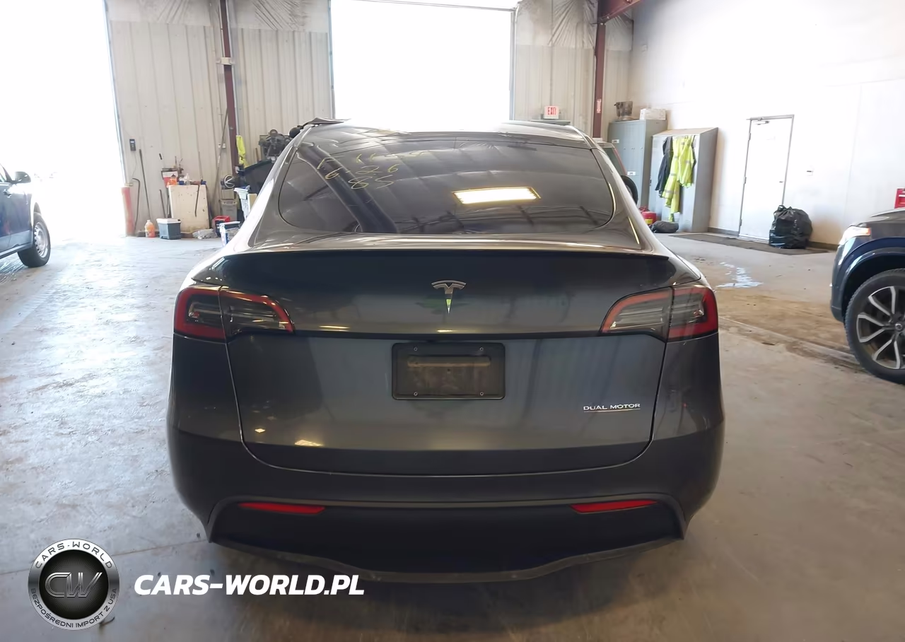 2023 Tesla Model Y Performance Dual Motor All-Wheel Drive VIN:7SAYGDEF1PF646519 - 16