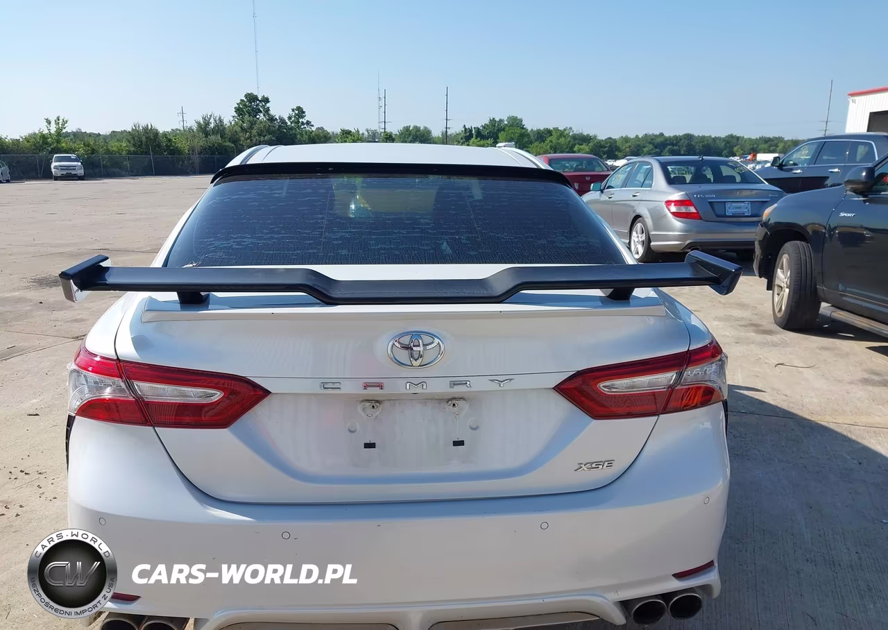 2018 Toyota Camry Xse VIN:4T1B61HK5JU103553 - 16