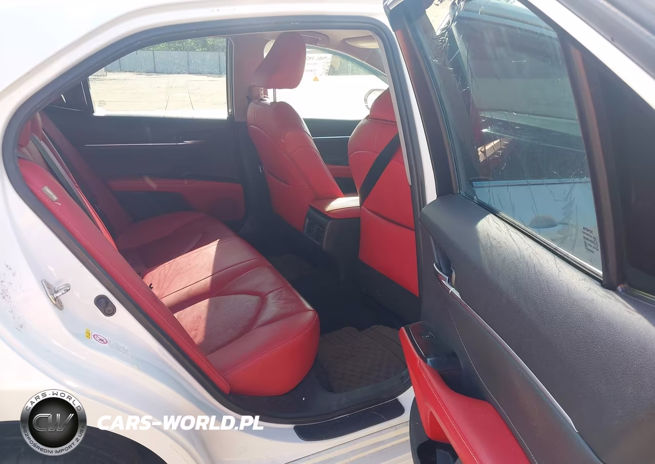 2018 Toyota Camry Xse VIN:4T1B61HK5JU103553 - 8
