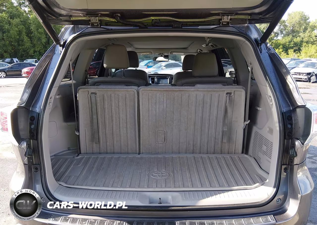 2015 Toyota Highlander Limited Platinum V6 VIN:5TDDKRFH3FS105179 - 17