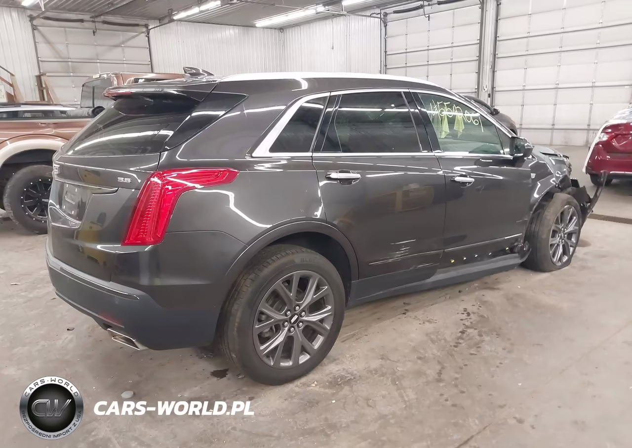 2018 Cadillac Xt5 Luxury VIN:1GYKNDRS5JZ217735 - 4