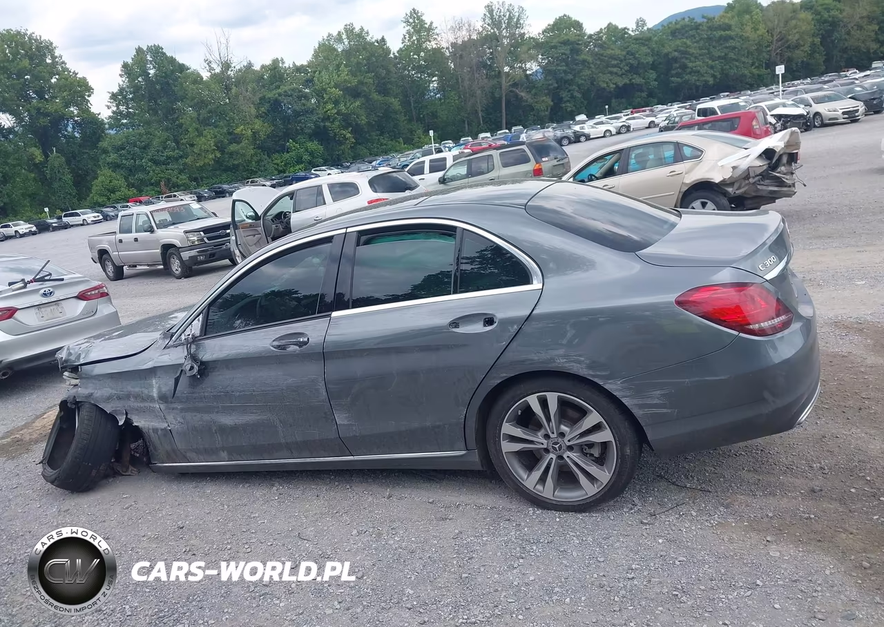2021 Mercedes-Benz C 300 4Matic VIN:W1KWF8EB3MR626005 - 15