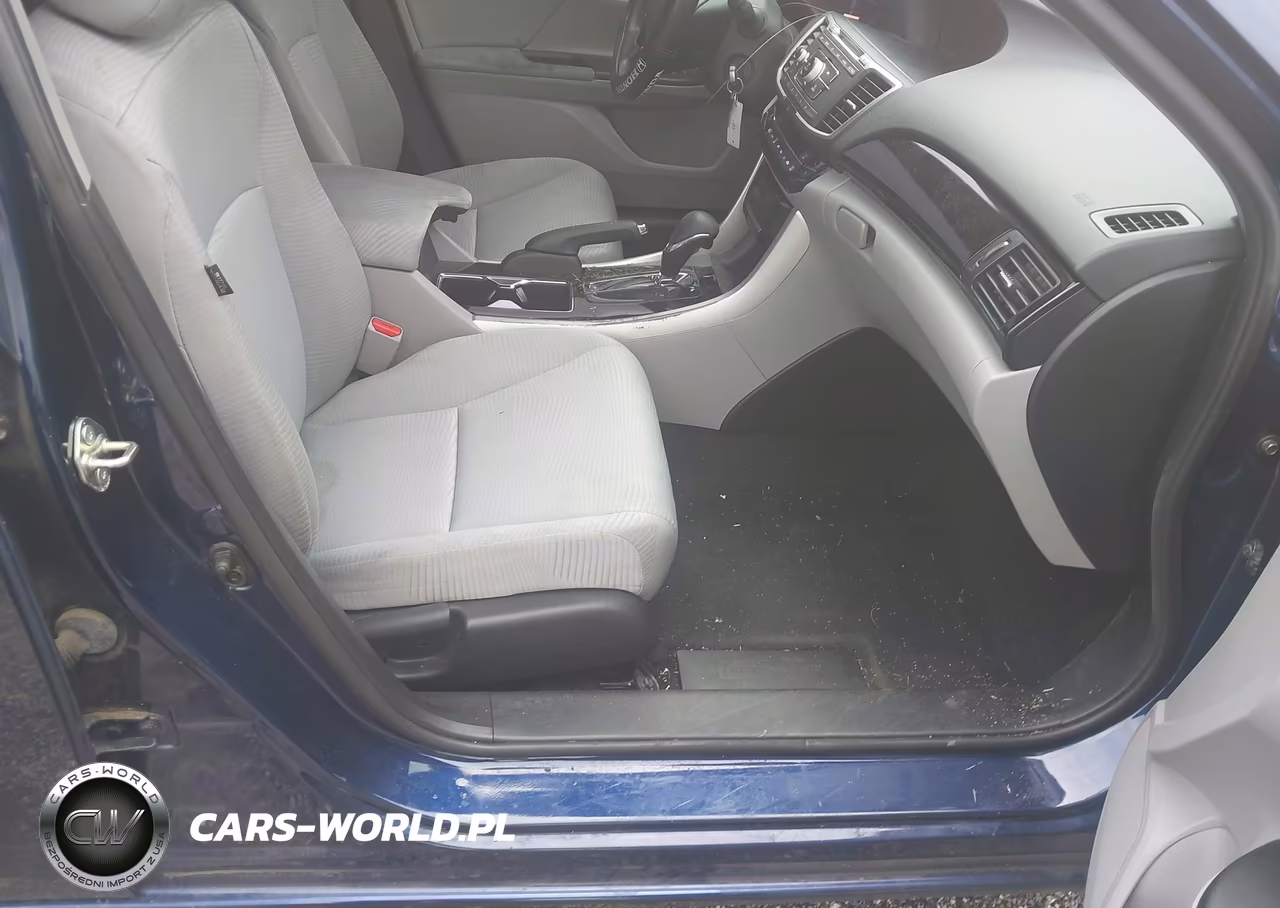 2017 Honda Accord Lx VIN:1HGCR2F35HA284569 - 5