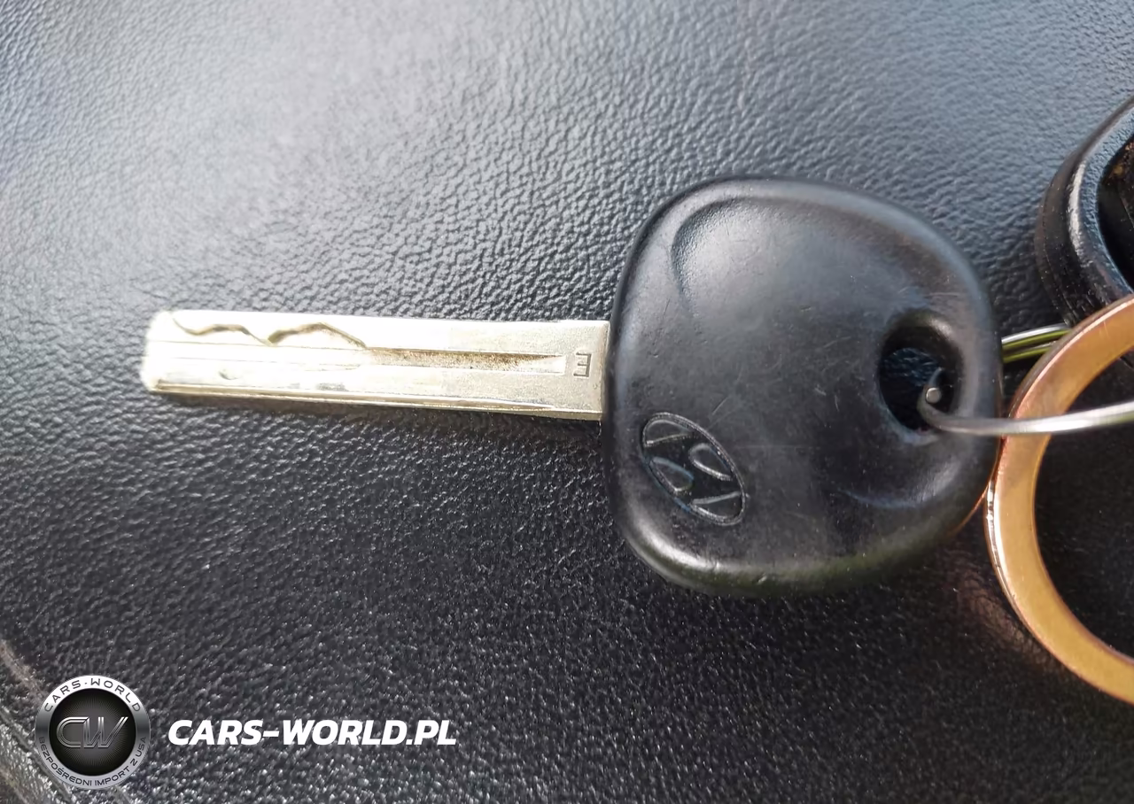 2012 Hyundai Tucson Limited VIN:KM8JUCAC3CU402641 - 11