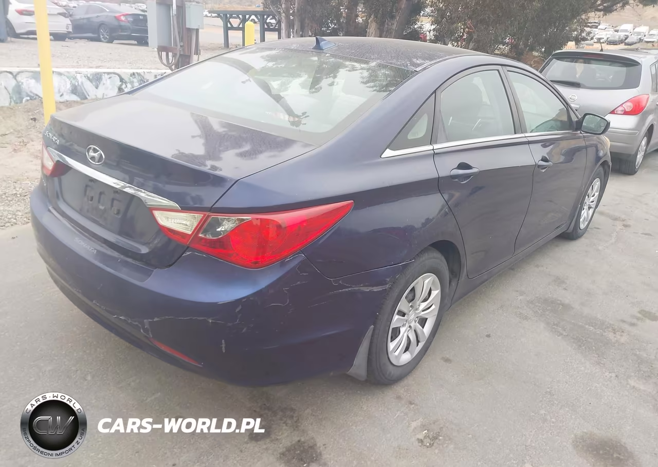 2013 Hyundai Sonata Gls VIN:5NPEB4AC7DH568383 - 4