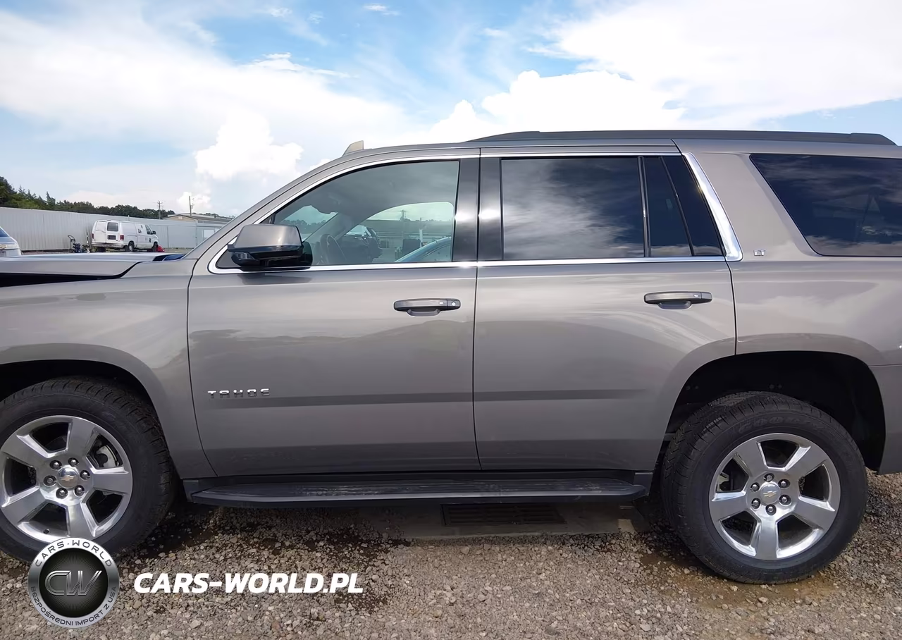 2018 Chevrolet Tahoe Lt VIN:1GNSCBKC1JR385706 - 15