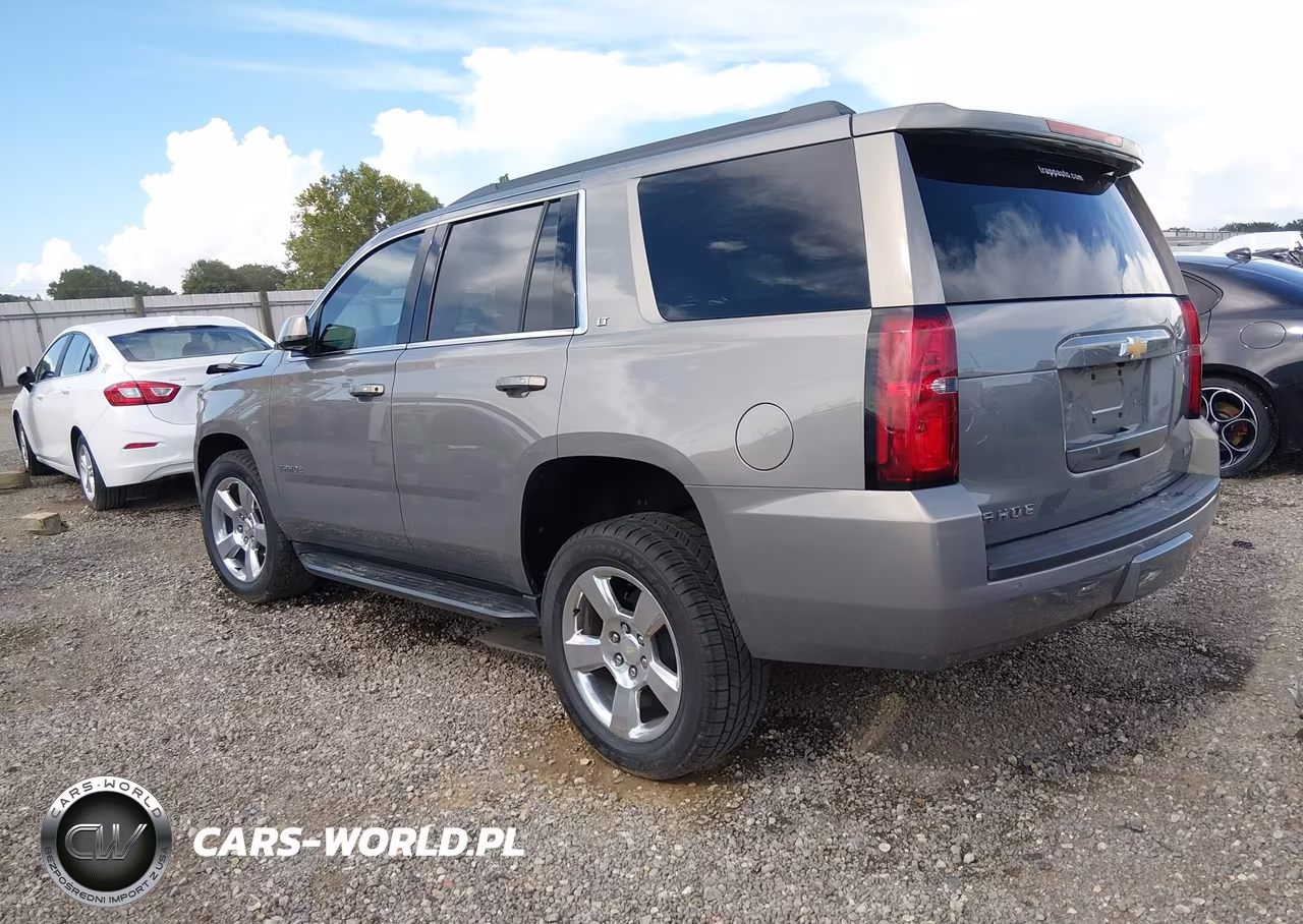2018 Chevrolet Tahoe Lt VIN:1GNSCBKC1JR385706 - 3
