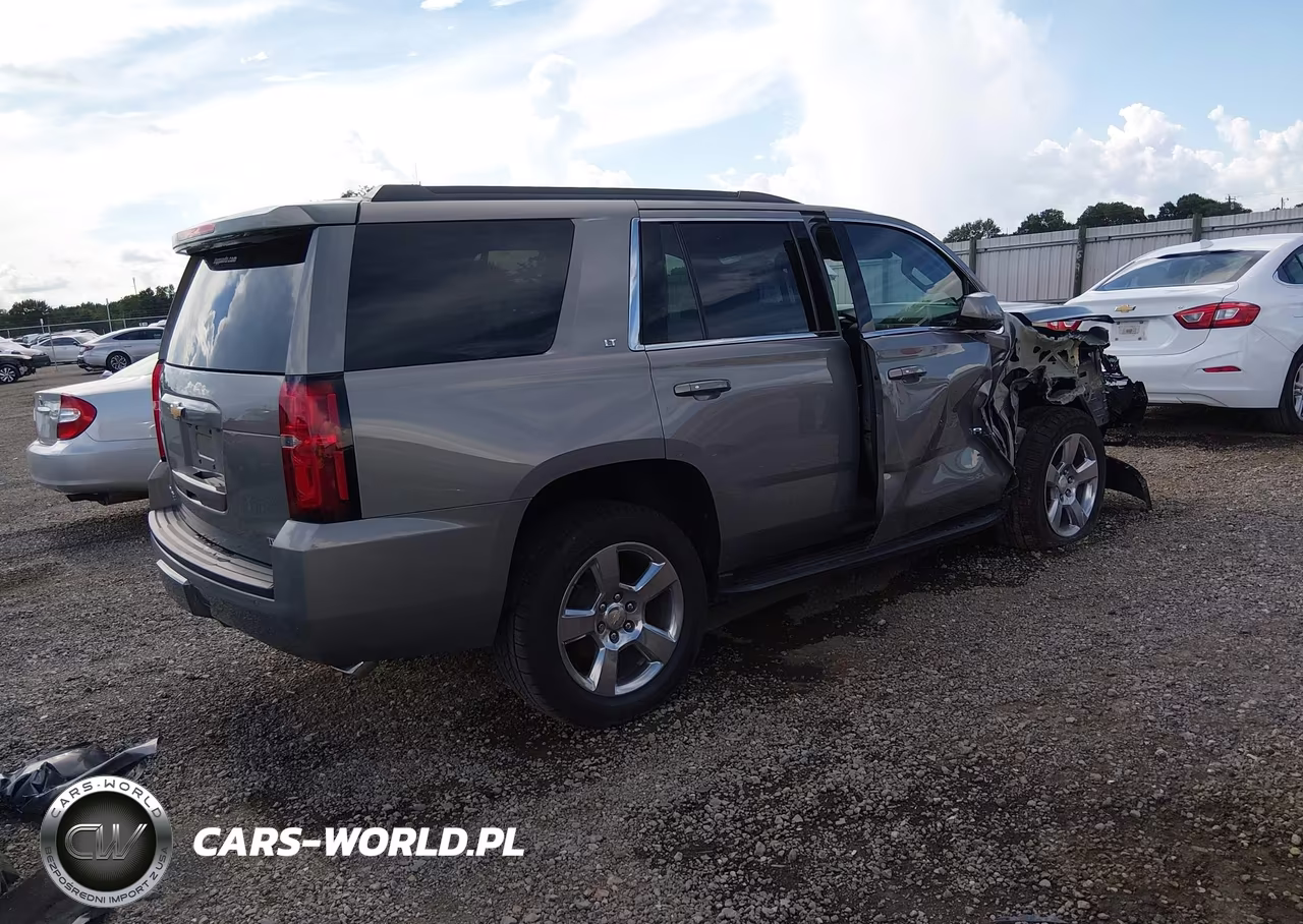 2018 Chevrolet Tahoe Lt VIN:1GNSCBKC1JR385706 - 4