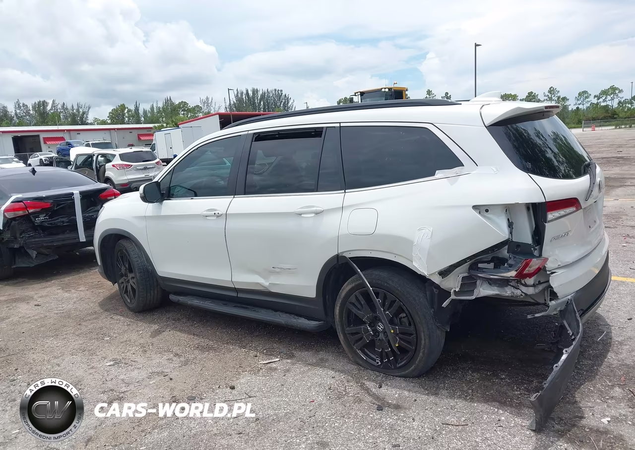 2021 Honda Pilot 2Wd Special Edition VIN:5FNYF5H23MB041766 - 3