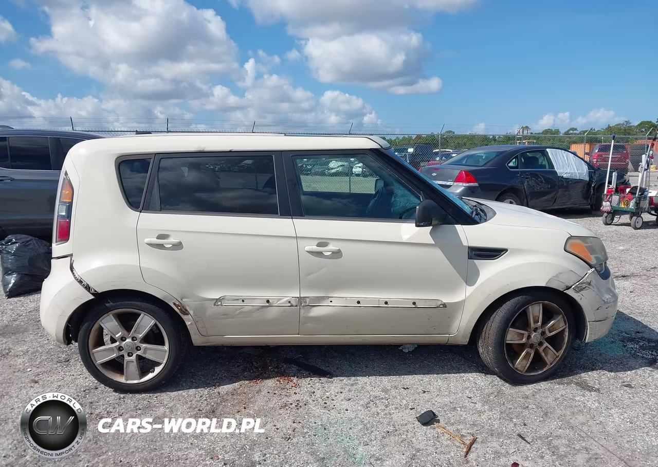 2011 Kia Soul ! VIN:KNDJT2A29B7346890 - 13