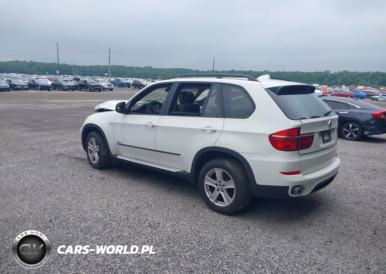 2011 BMW X5 xDrive35D VIN:5UXZW0C55BL663027 - 3