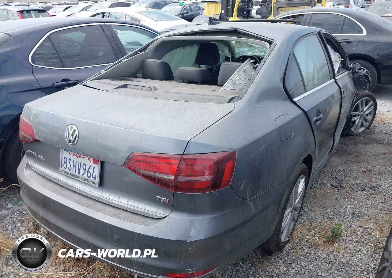 2017 Volkswagen Jetta 1.8T Sel VIN:3VWL17AJ5HM212411 - 4