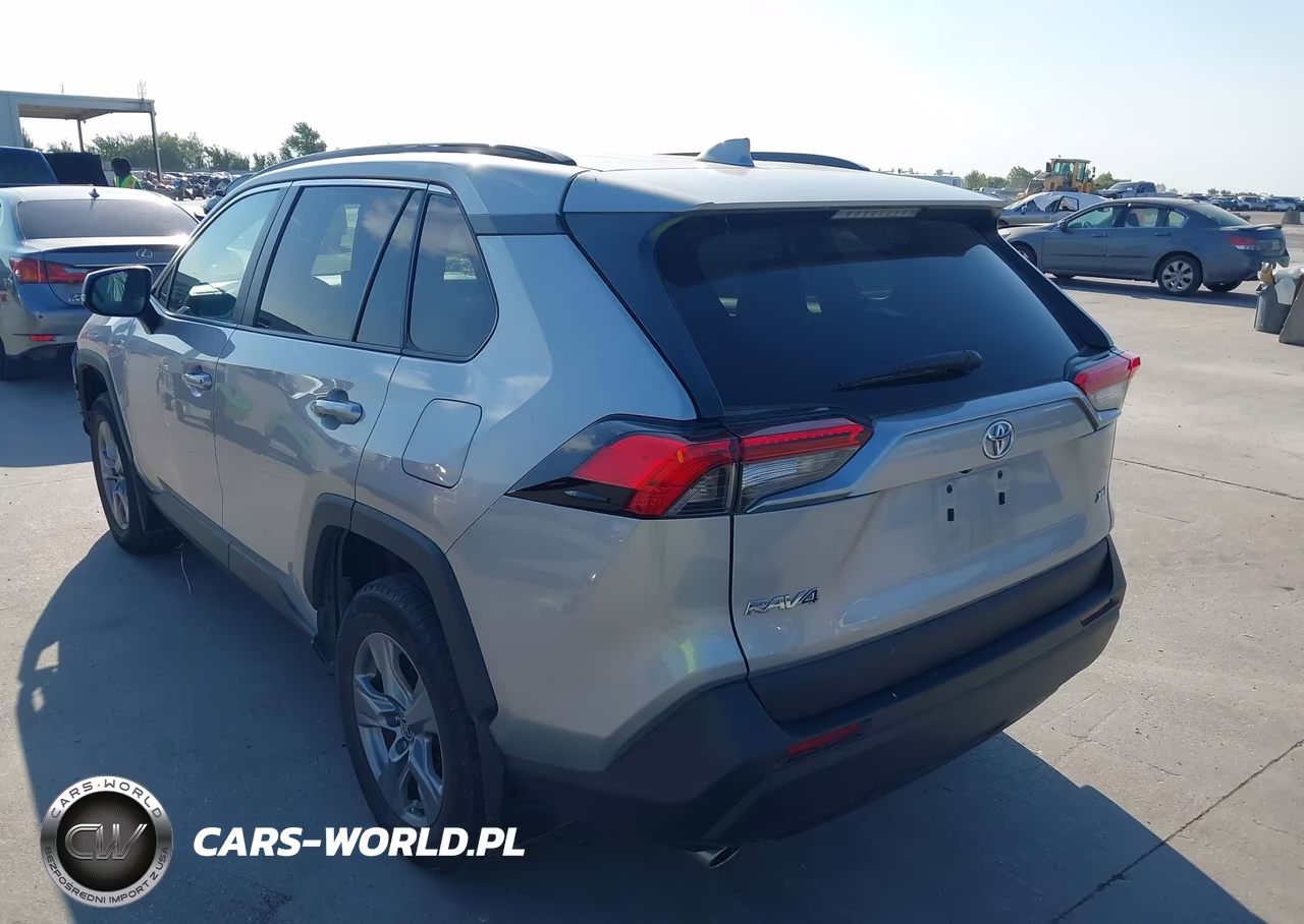 2024 Toyota Rav4 Xle VIN:2T3W1RFV9RW320358 - 3