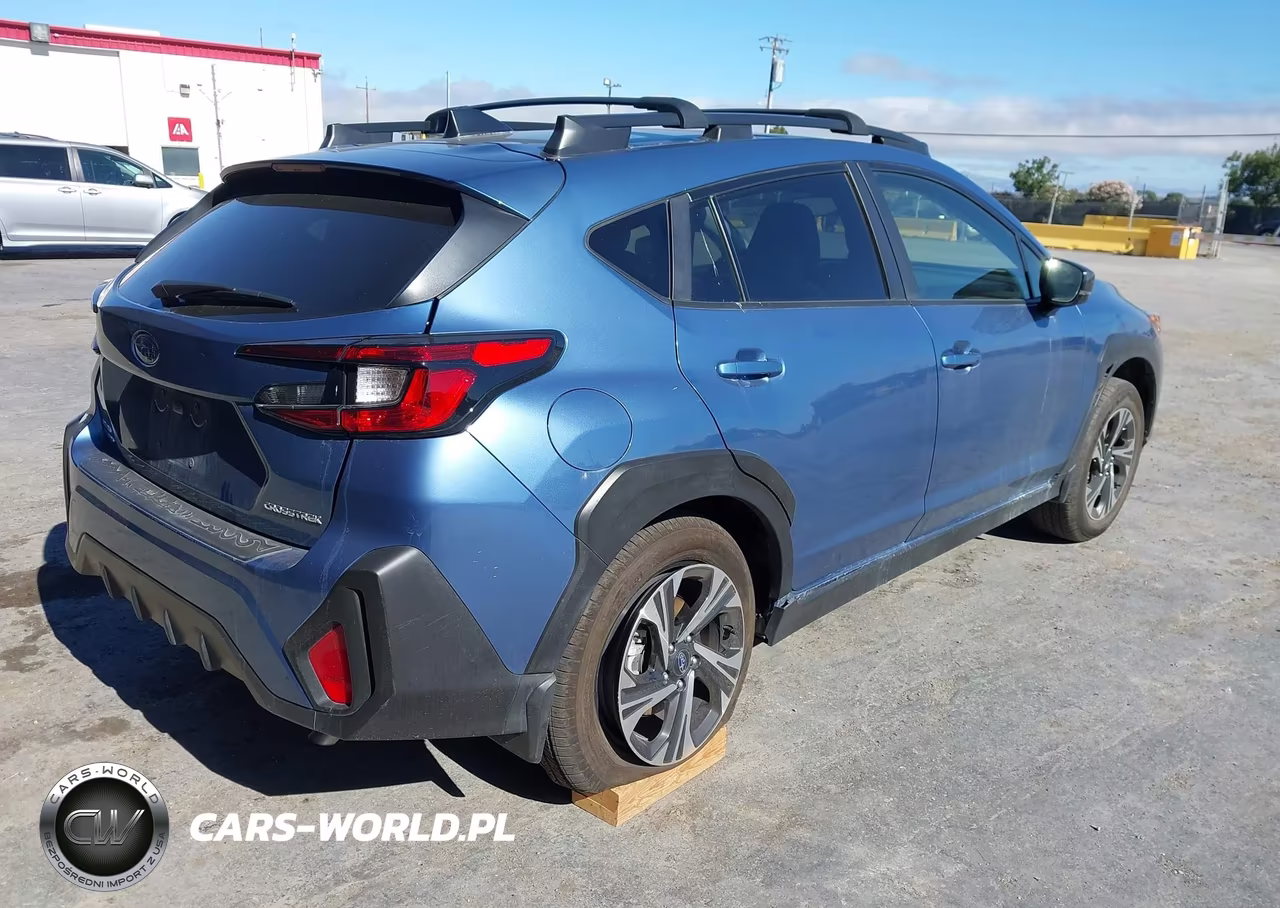 2024 Subaru Crosstrek Premium VIN:JF2GUADC7RH399051 - 4