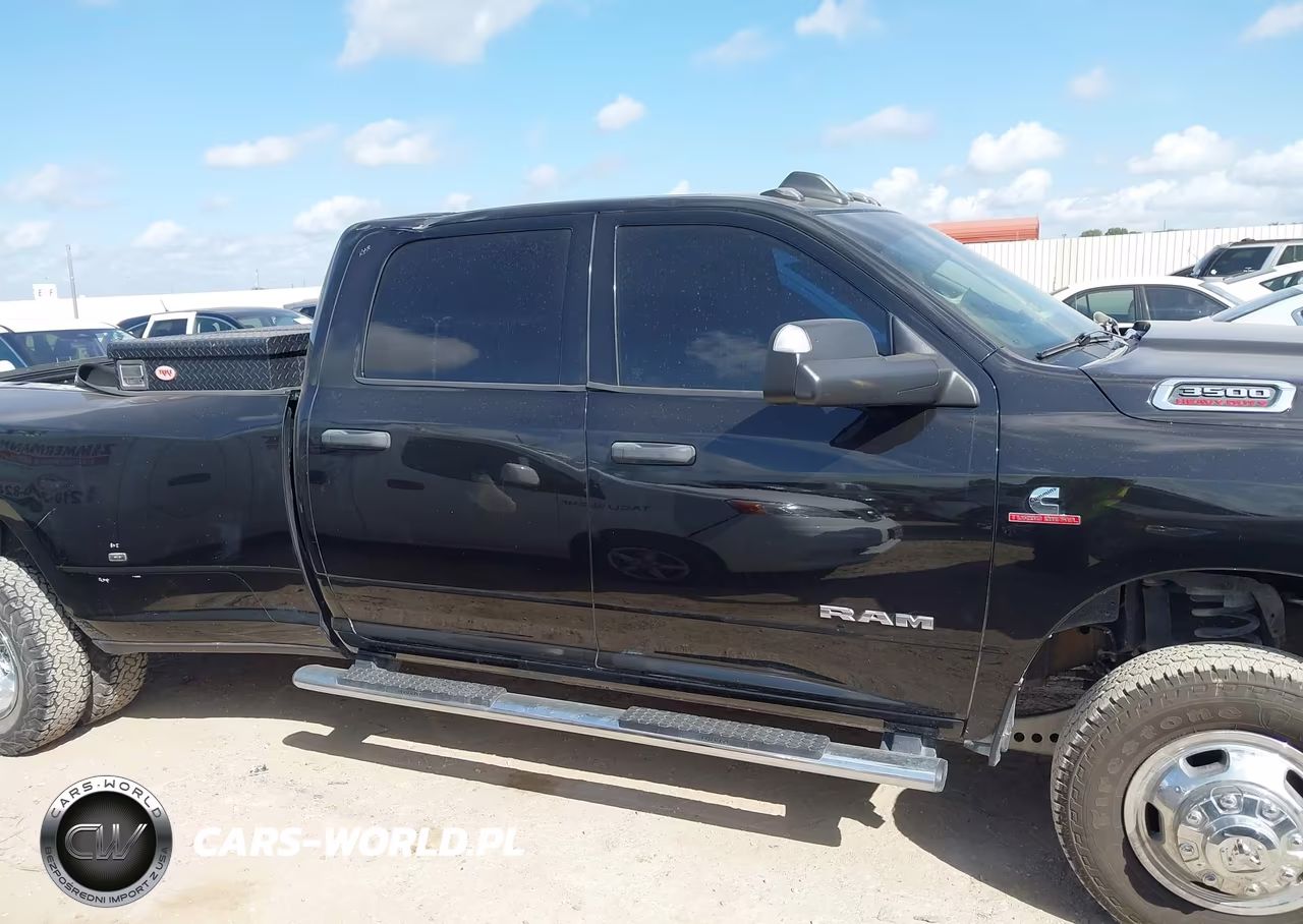 2019 Ram 3500 Tradesman VIN:3C63RRGL8KG594513 - 13