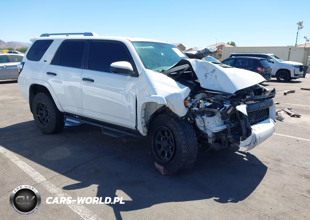 2018 Toyota 4Runner Sr5