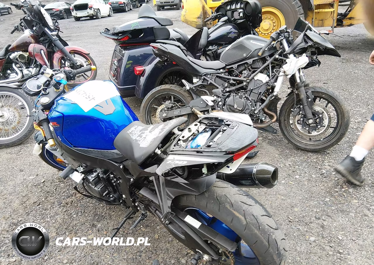 2026 Suzuki Gsx-R750 VIN:JS1GR7MA4T7101452 - 3