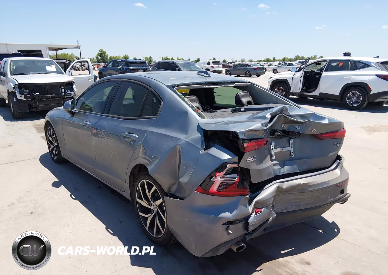 2020 Volvo S60 T6 Momentum VIN:7JRA22TK0LG063037 - 3