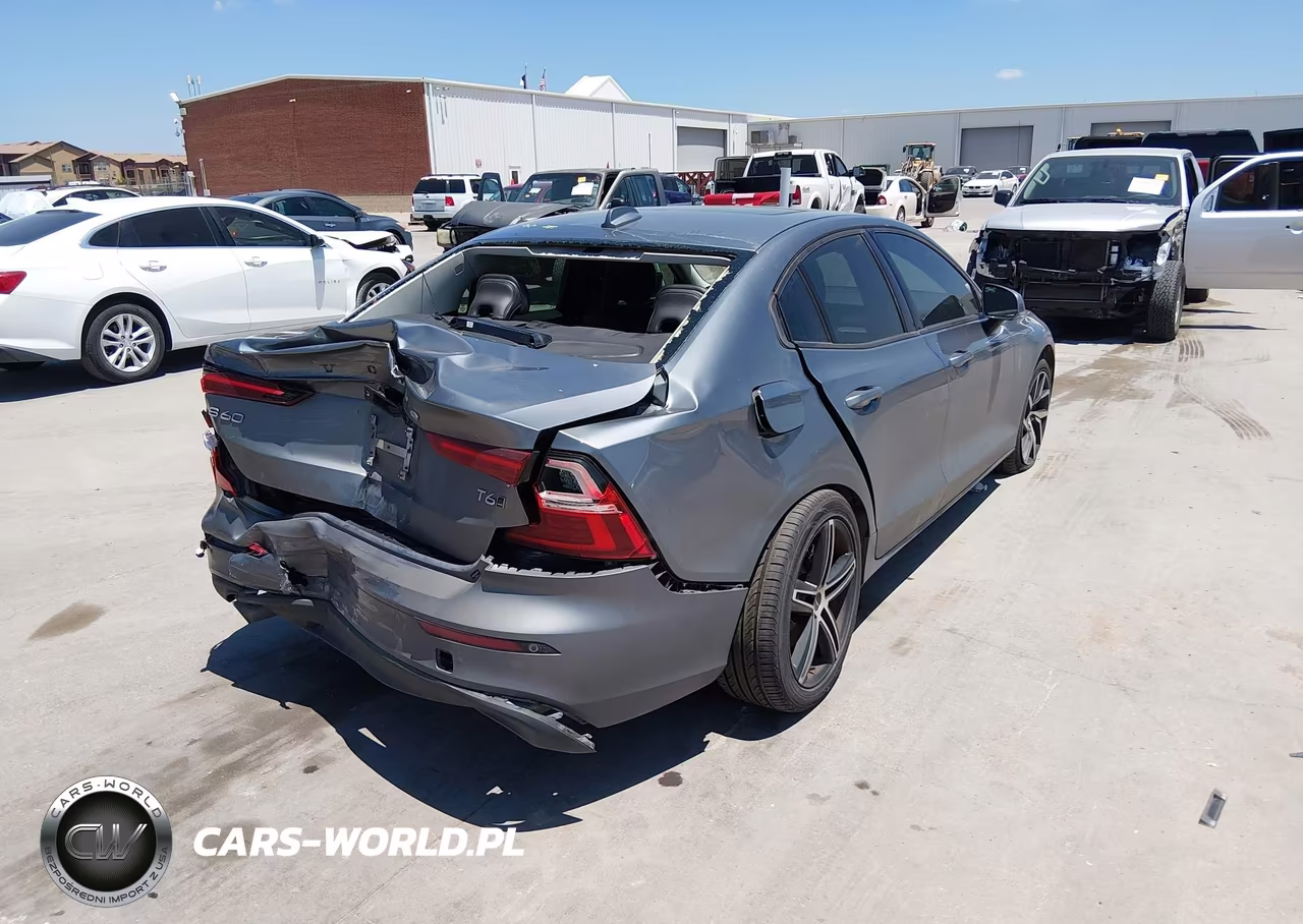 2020 Volvo S60 T6 Momentum VIN:7JRA22TK0LG063037 - 4