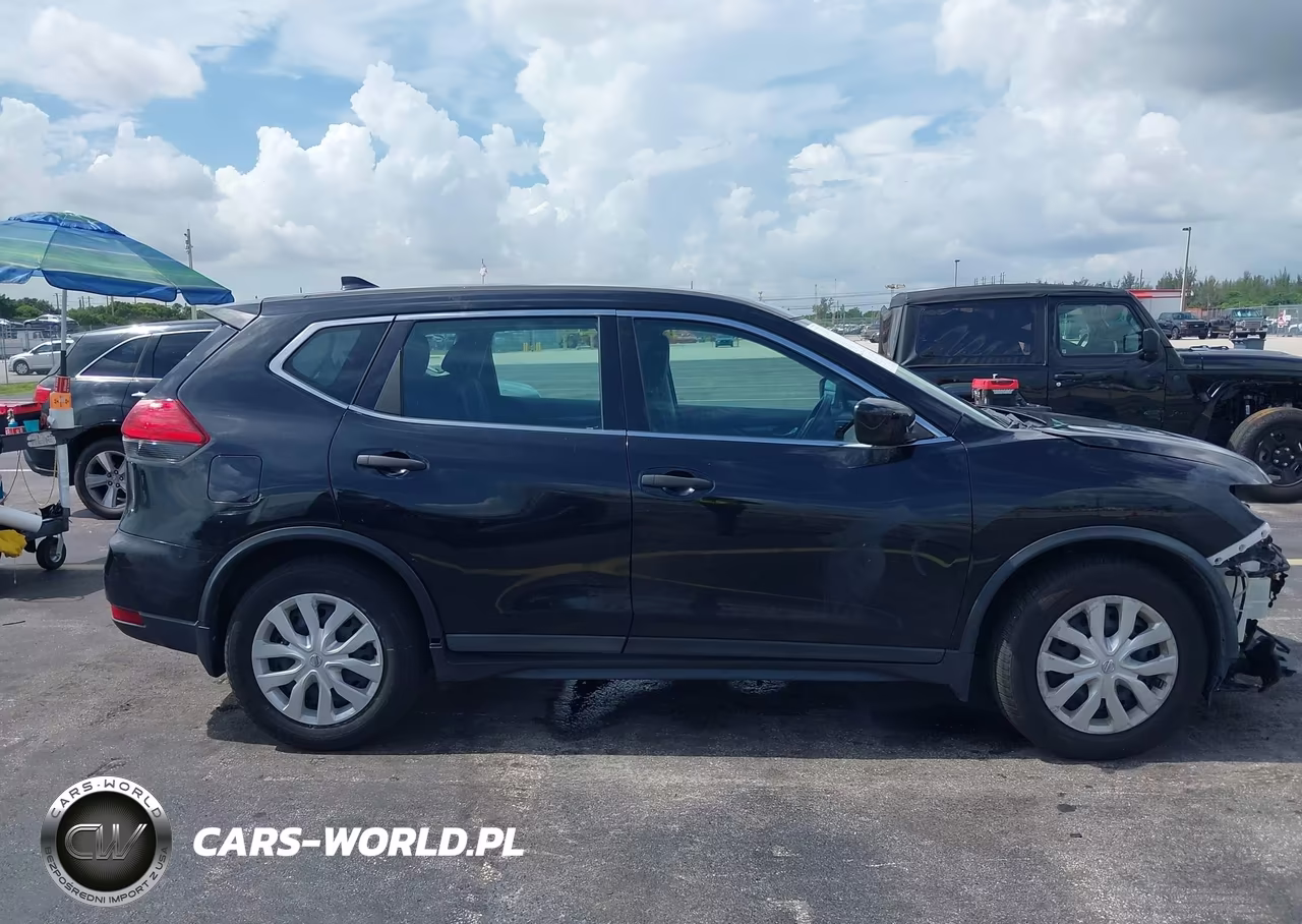 2017 Nissan Rogue S VIN:5N1AT2MTXHC860229 - 14
