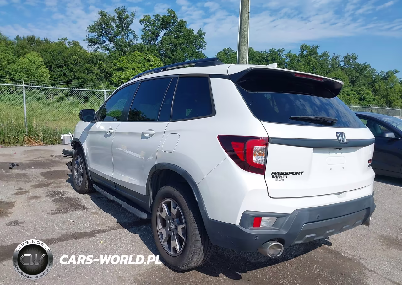 2023 Honda Passport Awd Trailsport VIN:5FNYF8H68PB002907 - 3