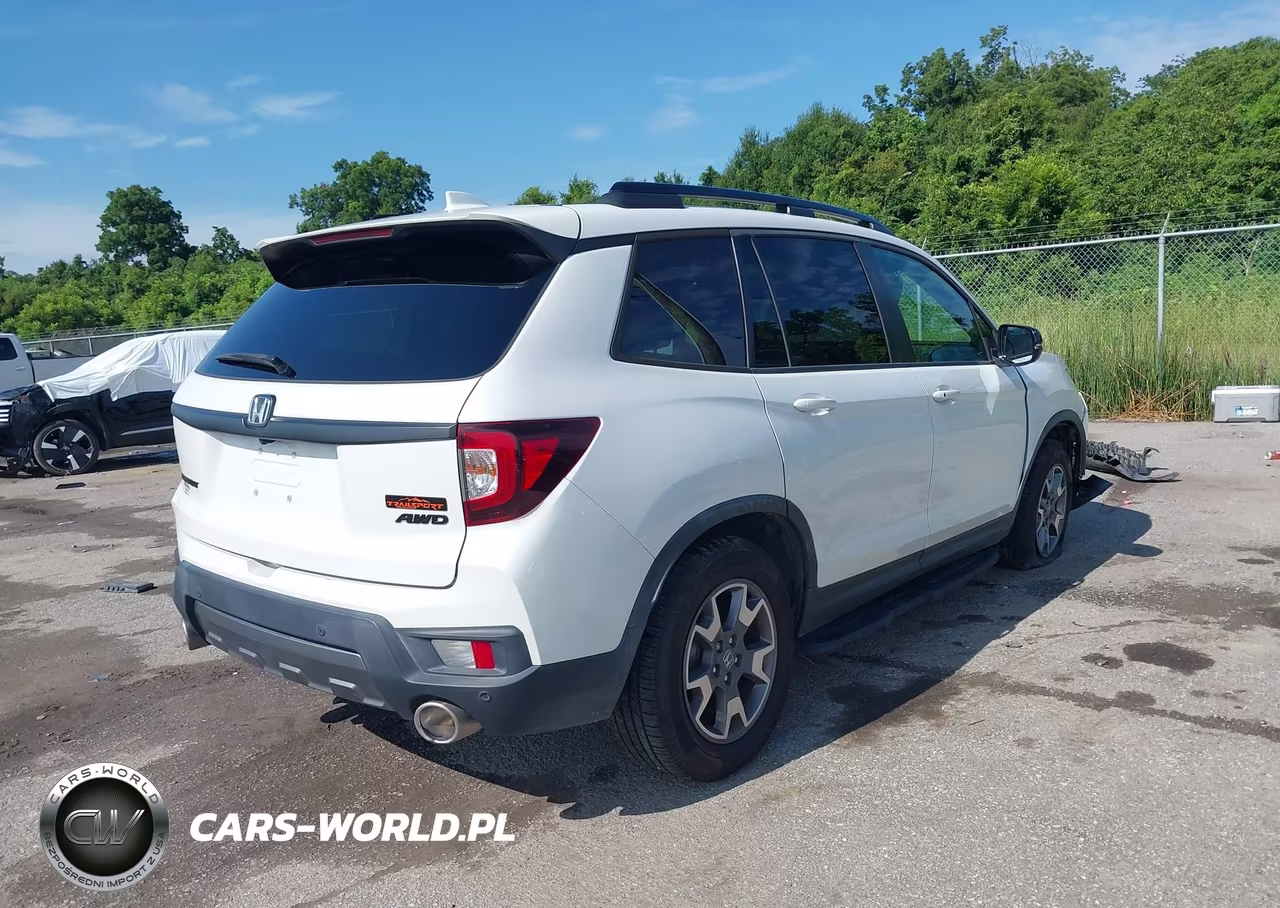 2023 Honda Passport Awd Trailsport VIN:5FNYF8H68PB002907 - 4