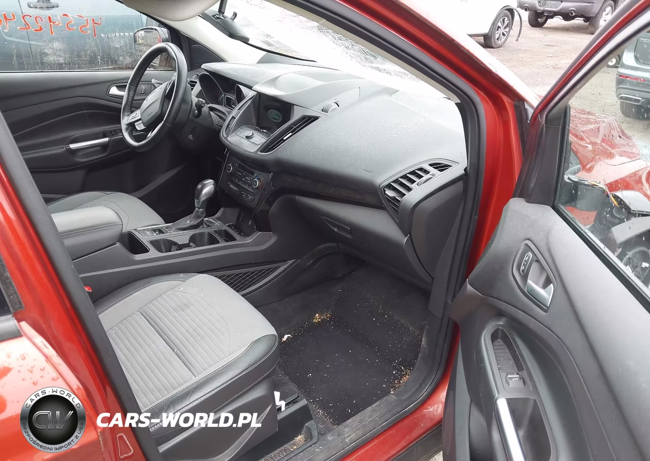 2019 Ford Escape Se VIN:1FMCU9GD2KUA07957 - 5