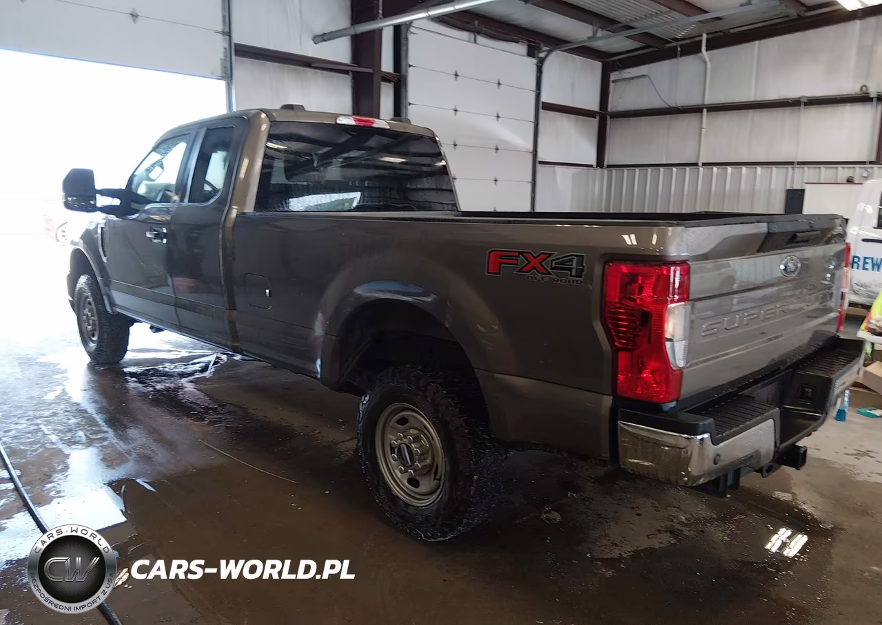 2020 Ford F-250 VIN:1FT7X2B60LEE70141 - 3
