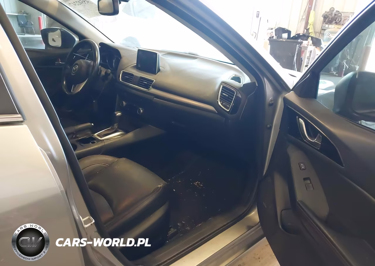 2015 Mazda Mazda3 S Grand Touring VIN:JM1BM1W34F1230714 - 5