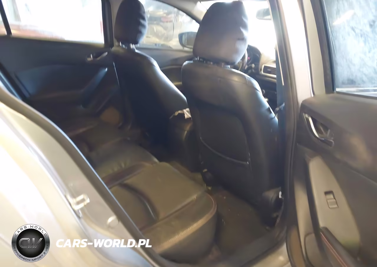 2015 Mazda Mazda3 S Grand Touring VIN:JM1BM1W34F1230714 - 8