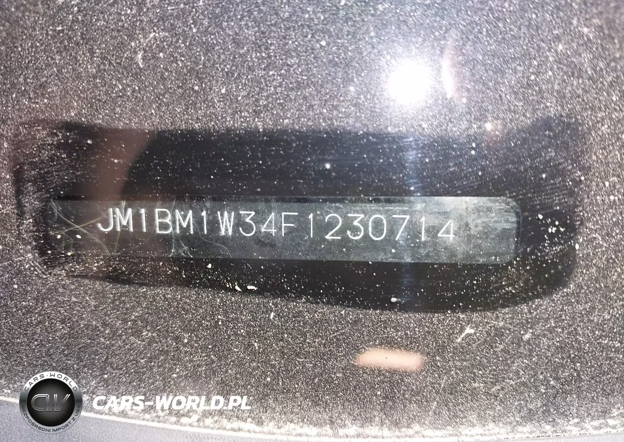 2015 Mazda Mazda3 S Grand Touring VIN:JM1BM1W34F1230714 - 9