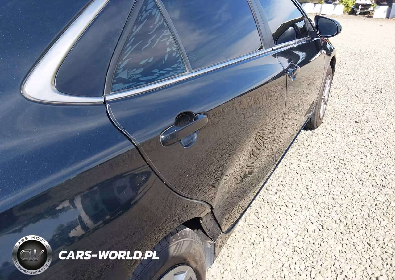 2016 Toyota Camry Le VIN:4T4BF1FK3GR536645 - 18
