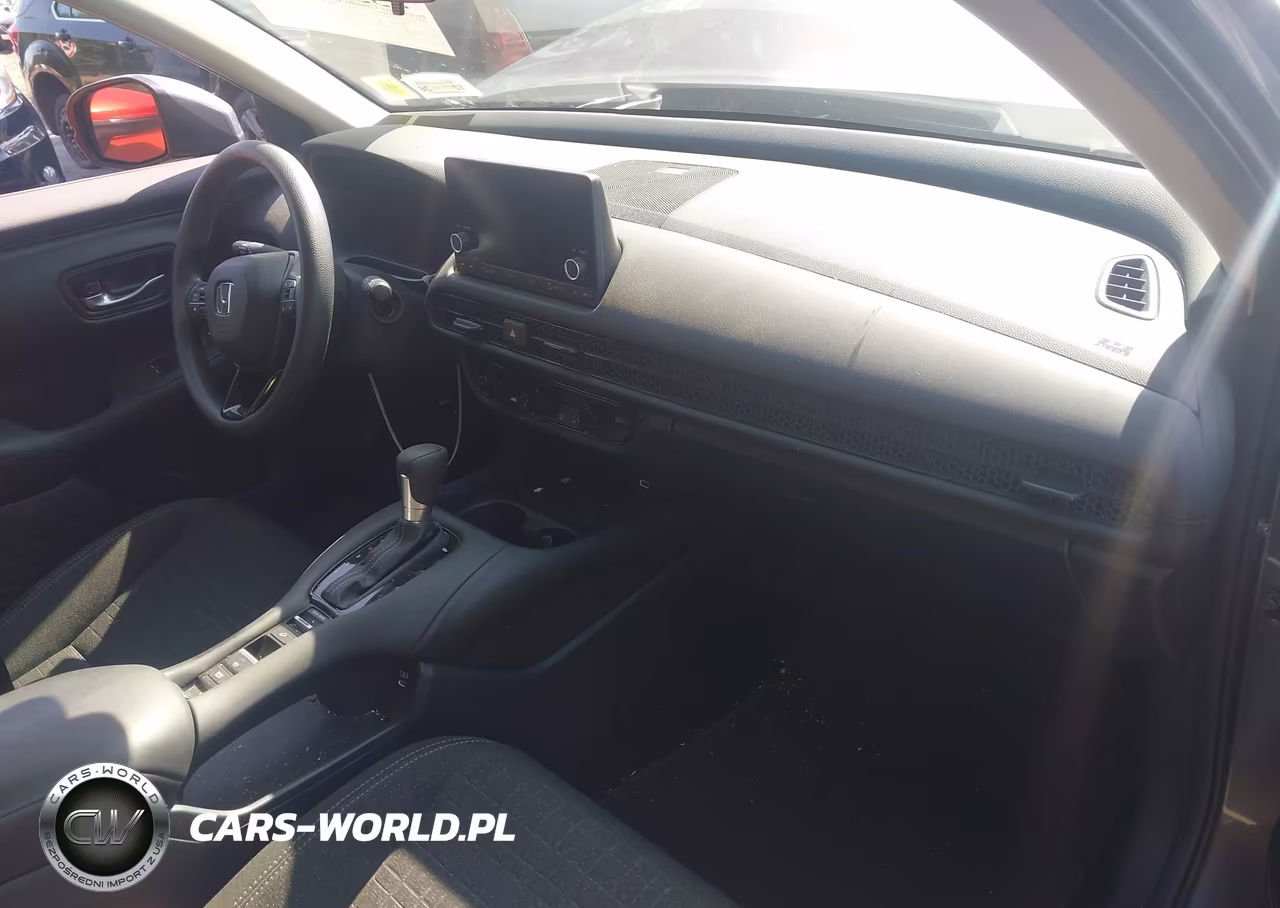 2025 Honda Hr-V Awd Lx VIN:3CZRZ2H35SM756828 - 5