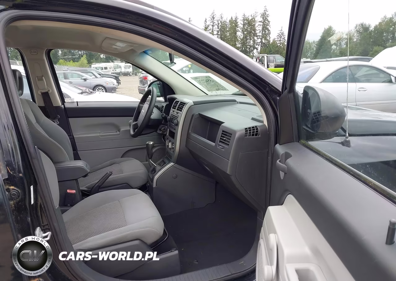 2007 Jeep Compass Sport VIN:1J8FF47W17D180577 - 5