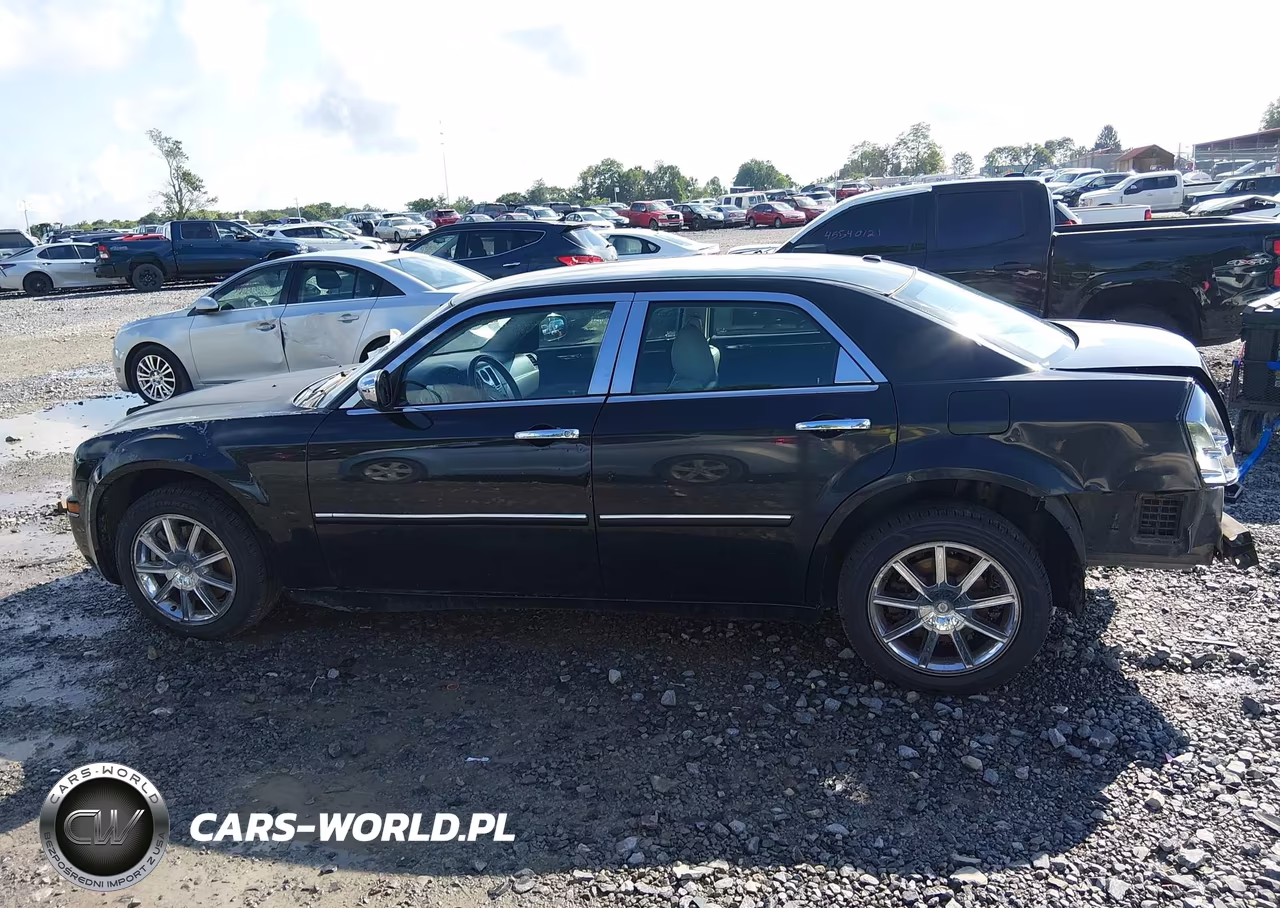 2007 Chrysler 300 Touring VIN:2C3LK53GX7H790477 - 14
