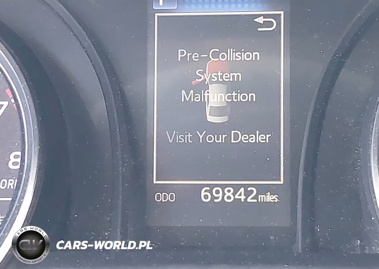 2019 Toyota Camry Le VIN:4T1B11HK8KU807536 - 16