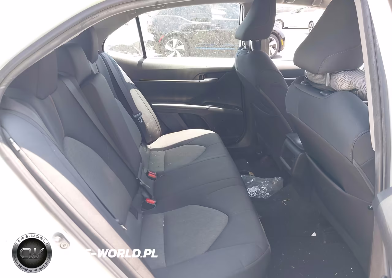 2019 Toyota Camry Le VIN:4T1B11HK8KU807536 - 8