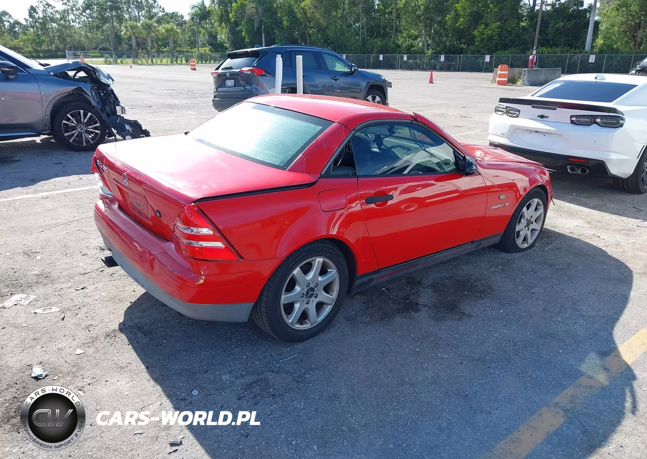 1999 Mercedes-Benz Slk 230 Kompressor VIN:WDBKK47FXXF113108 - 4