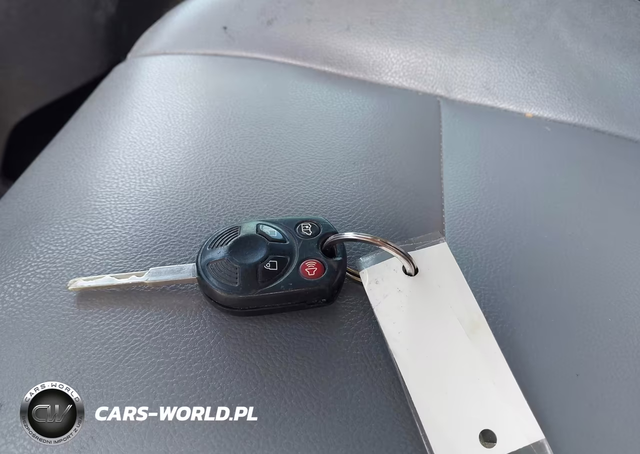 2018 Ford Transit-250 VIN:1FTYR2DG6JKA06595 - 11
