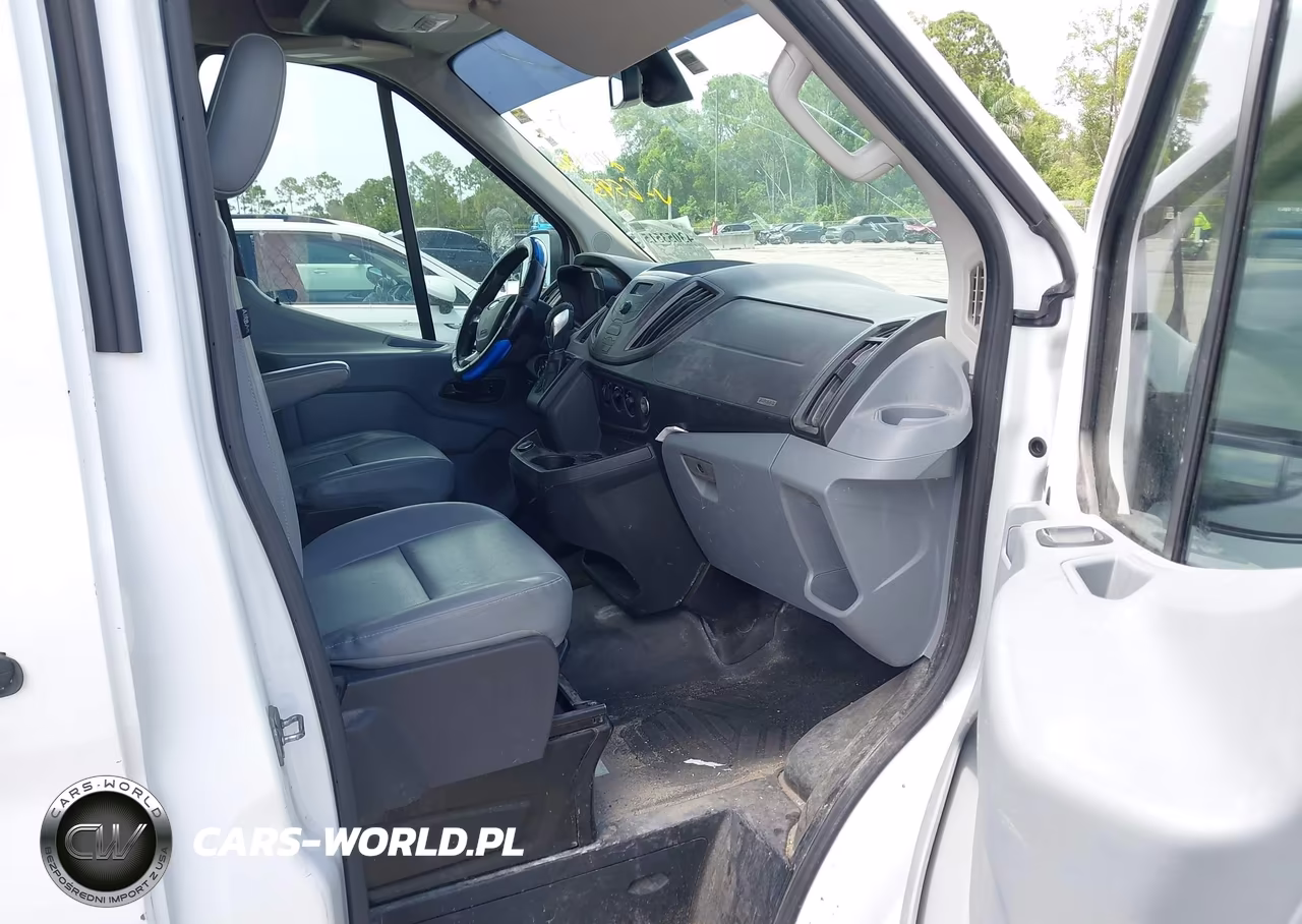 2018 Ford Transit-250 VIN:1FTYR2DG6JKA06595 - 5