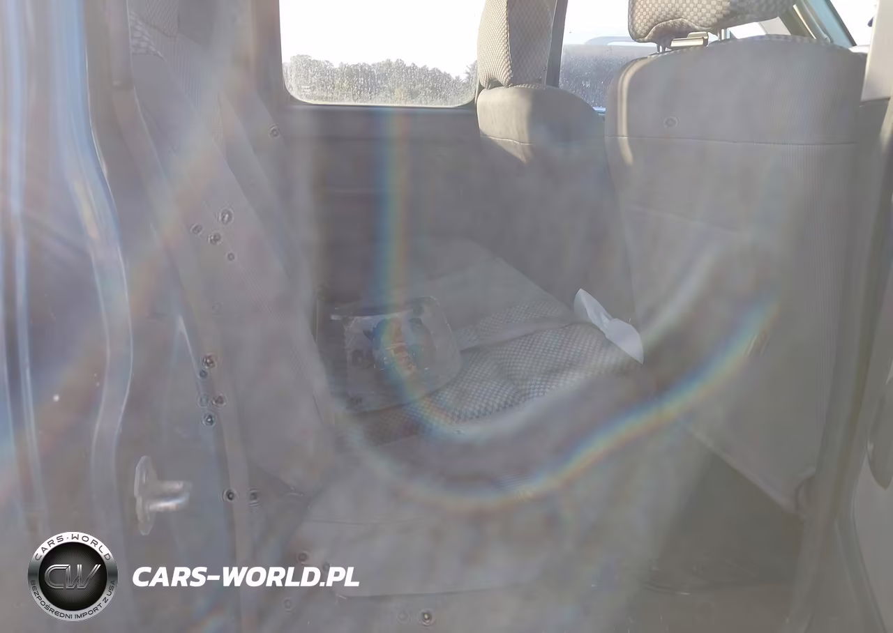 2002 Nissan Frontier Se-V6 VIN:1N6ED29Y02C316009 - 8